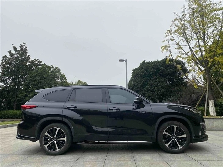 2021 Toyota Crown Kluger 2.5L HEV 4WD Flagship Edition suppliers 2021 Toyota Crown Kluger 2.5L HEV 4WD Flagship Edition suppliers